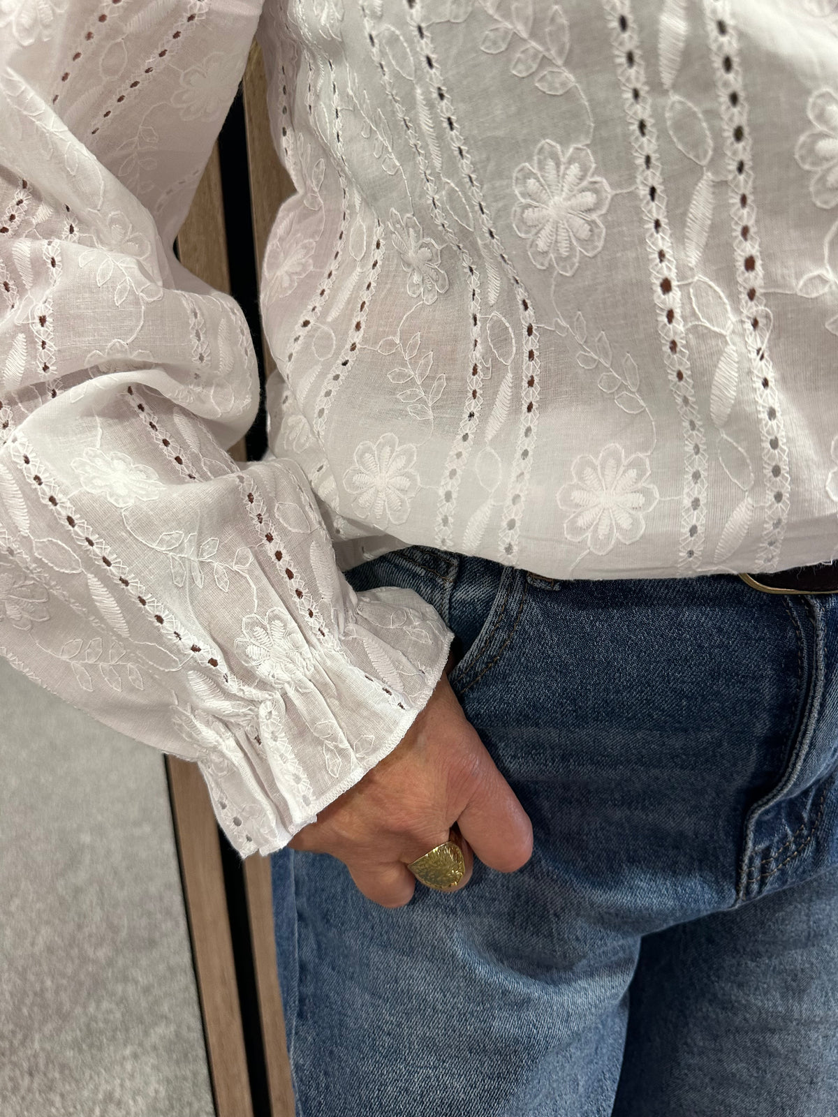 Blouse blanche broderie