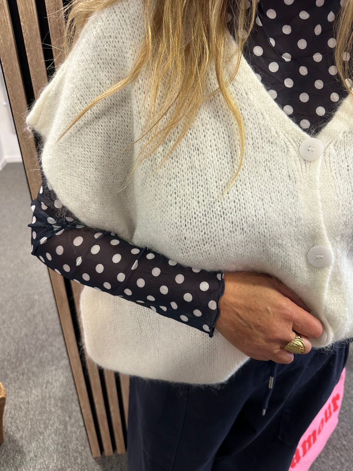 Top pois bleu marine