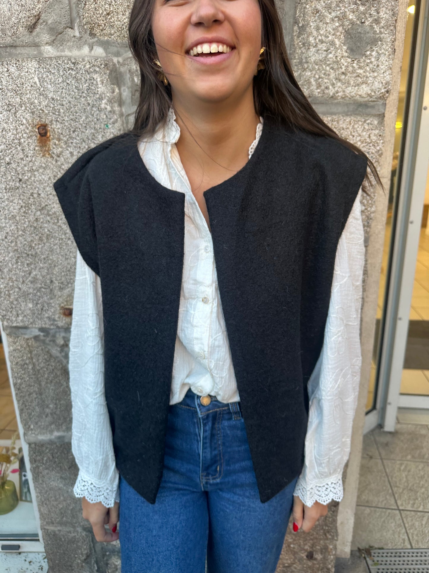 Veste sans manches noire ♡