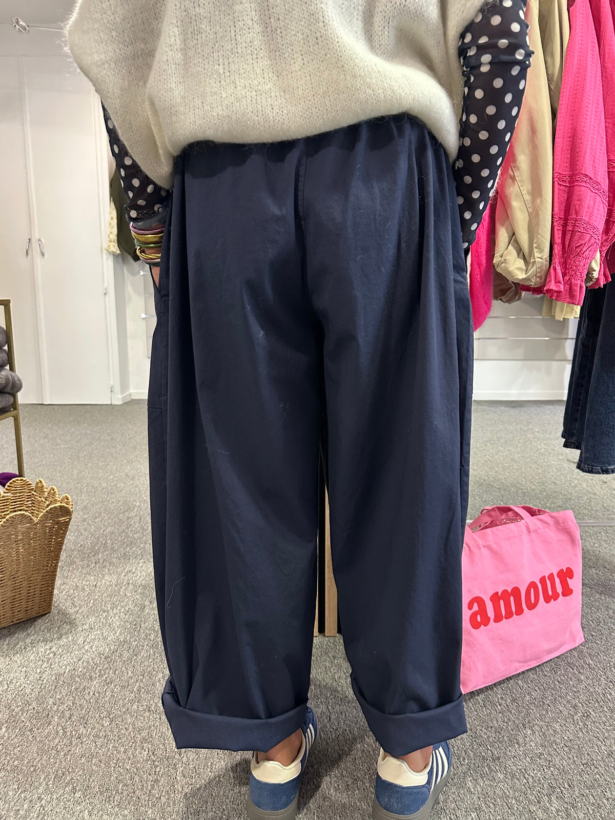 Pantalon barrel style baggy bleu marine