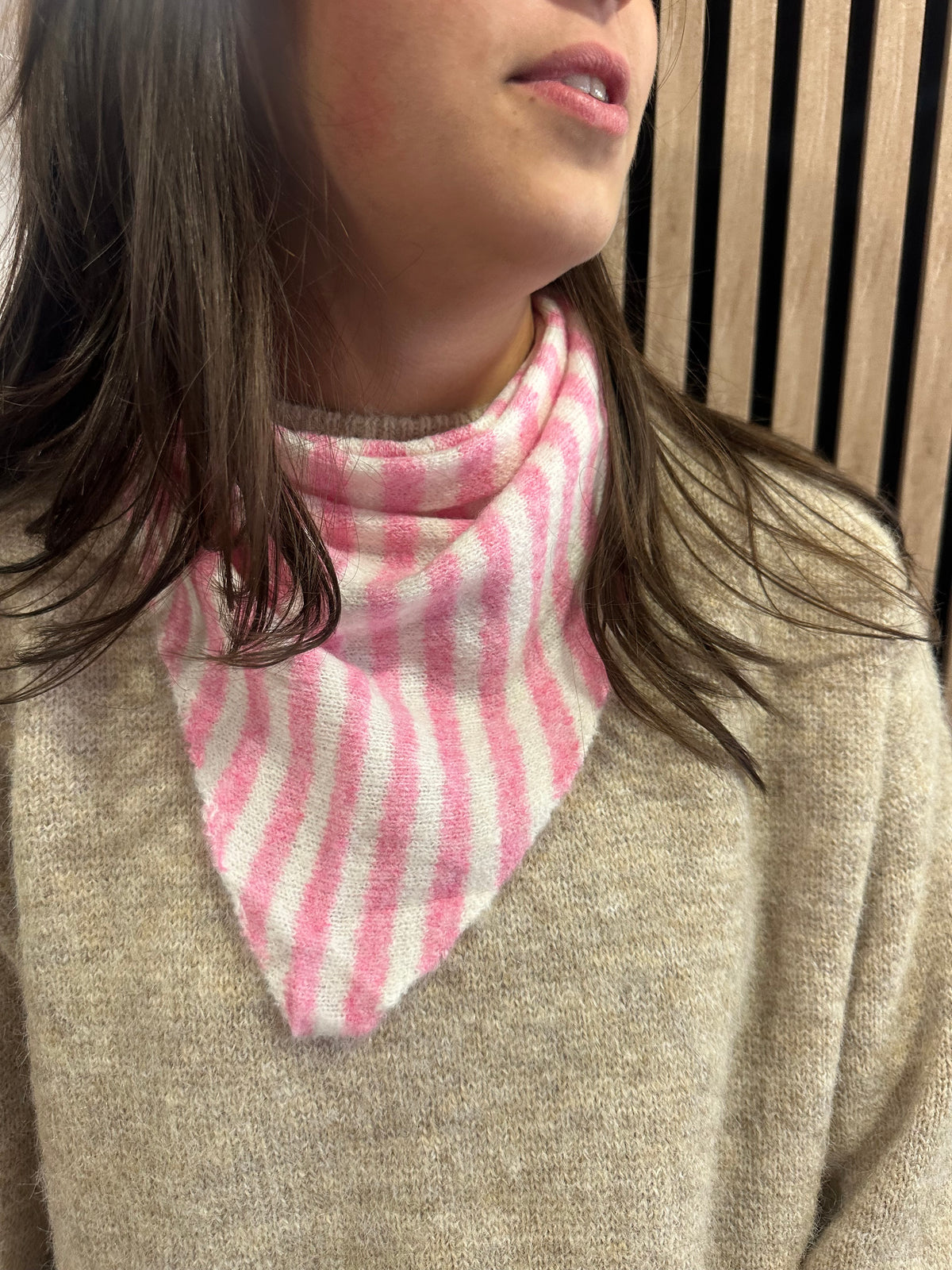 Foulard écharpe petit model rose Pinky rayé