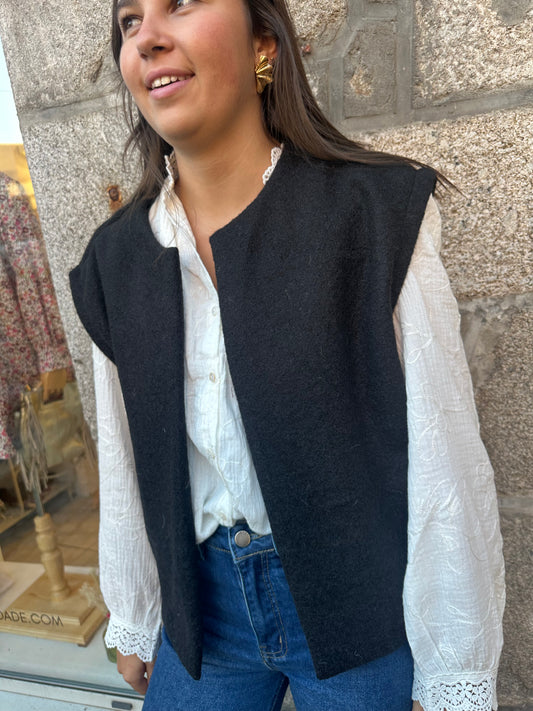 Veste sans manches noire ♡