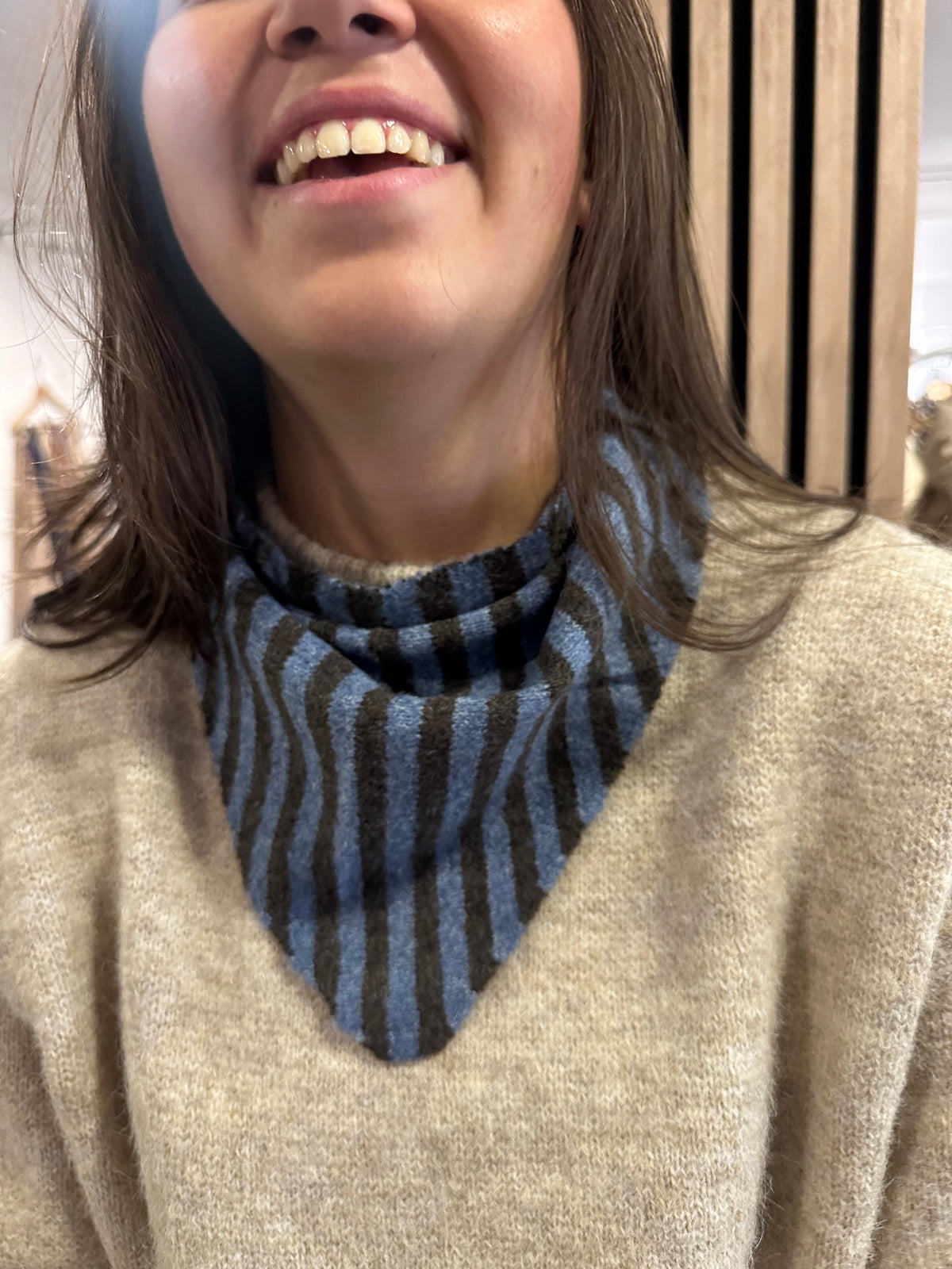 Foulard écharpe petit model rayé bleu