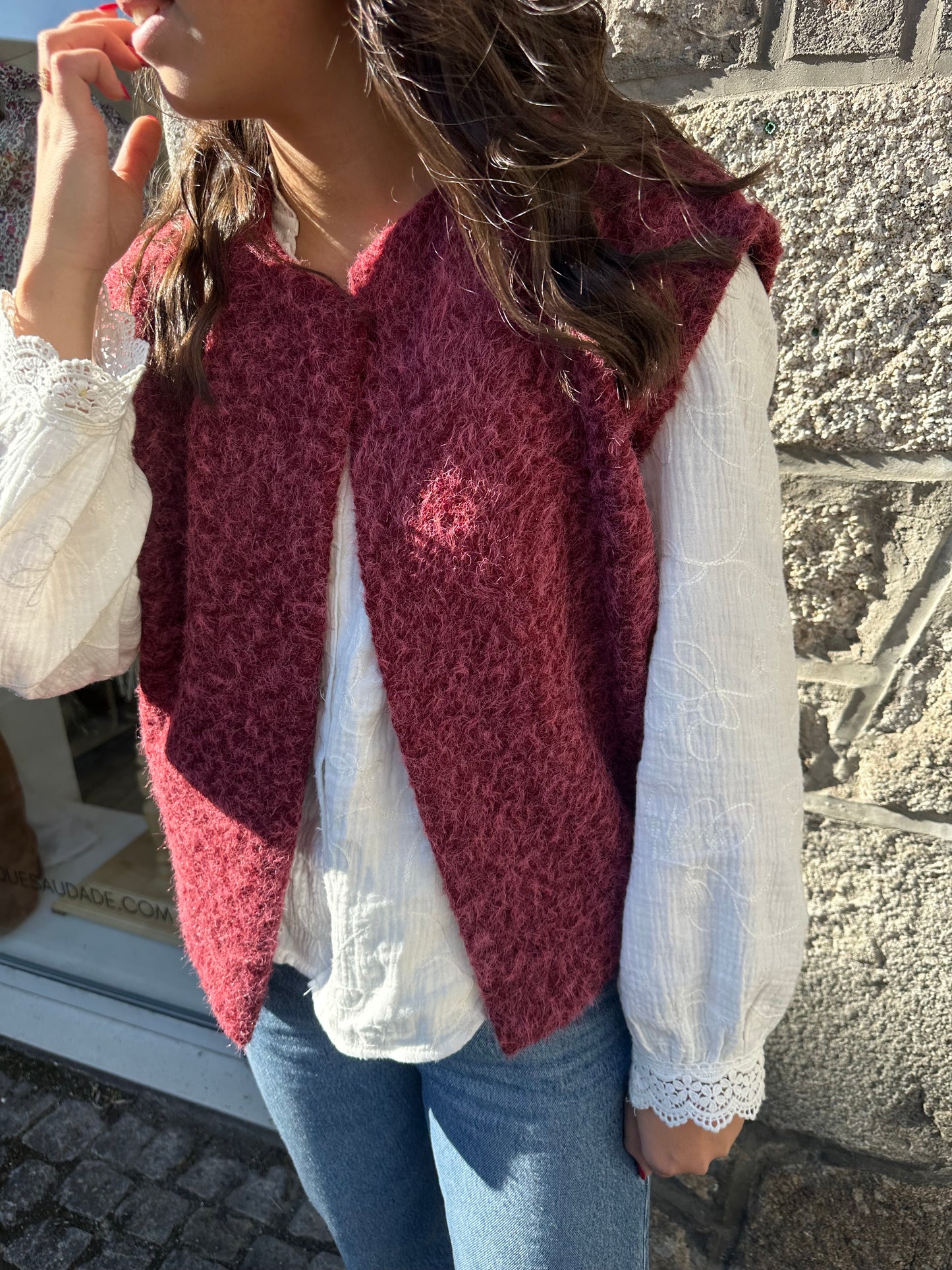 Veste sans manches bordeaux ♡