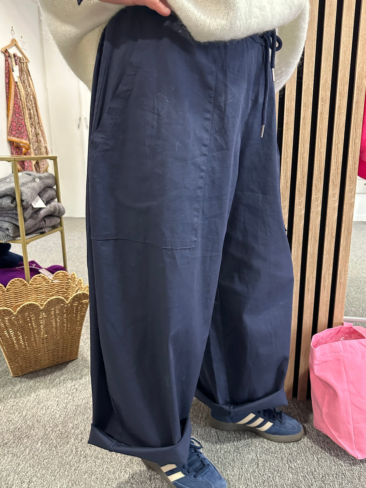 Pantalon barrel style baggy bleu marine