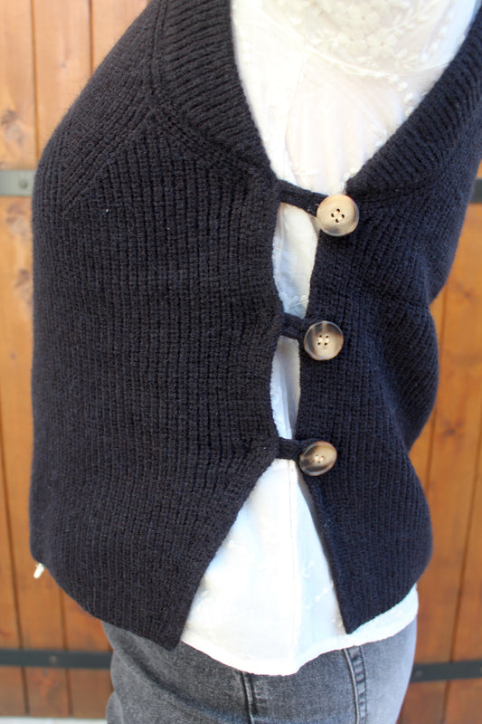 Pull sans manche noir ♡