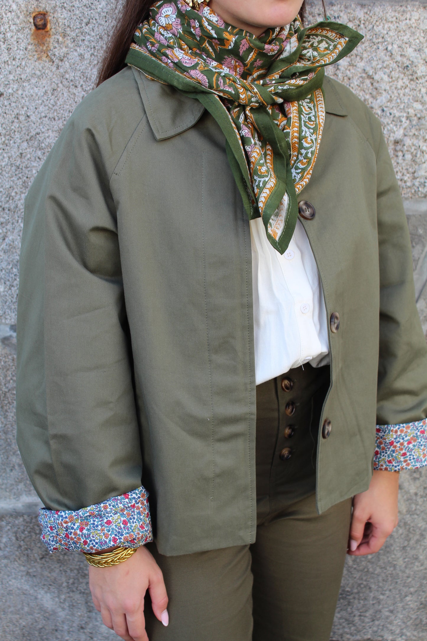 Trench court kaki ♡