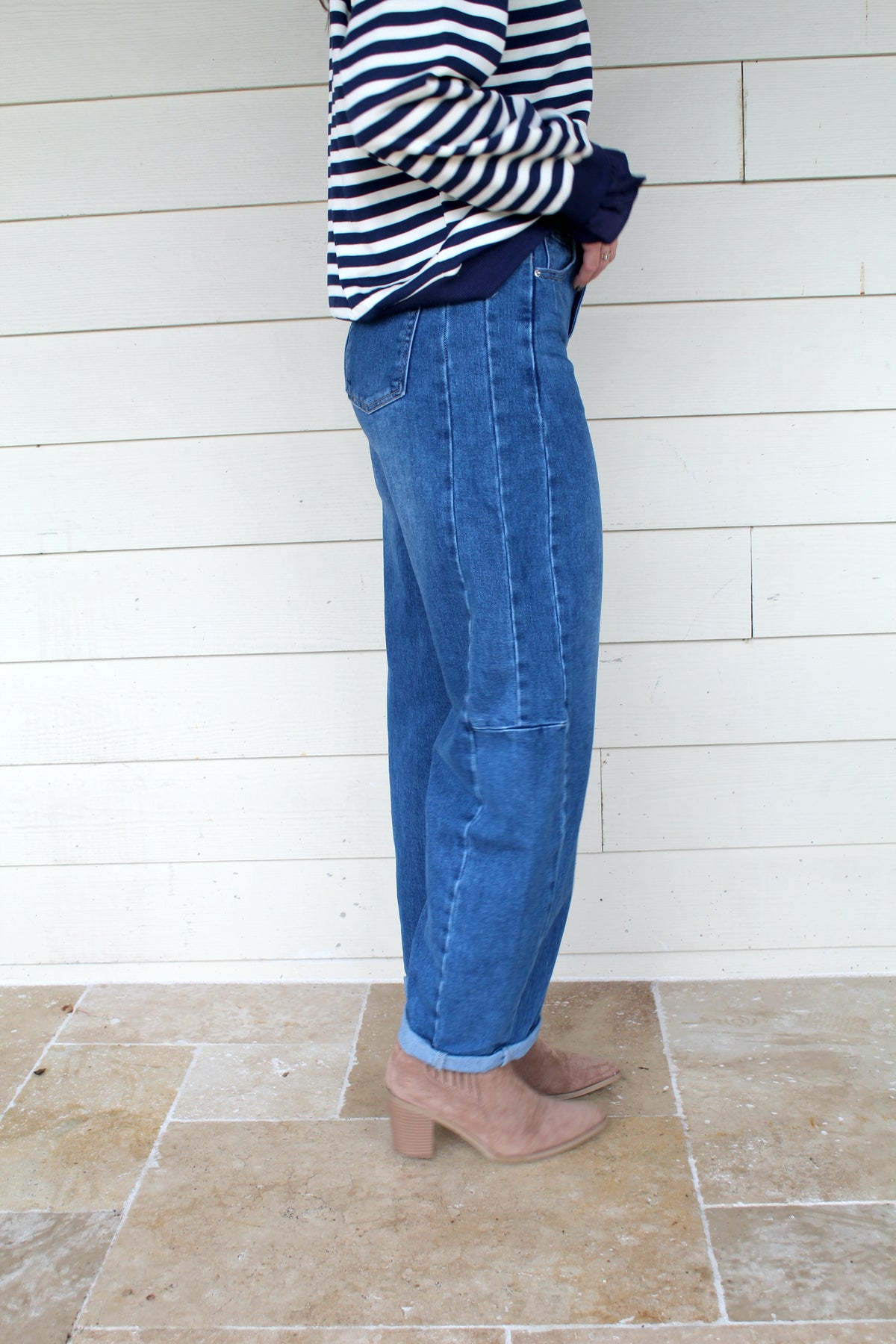 Jean barrel Julia